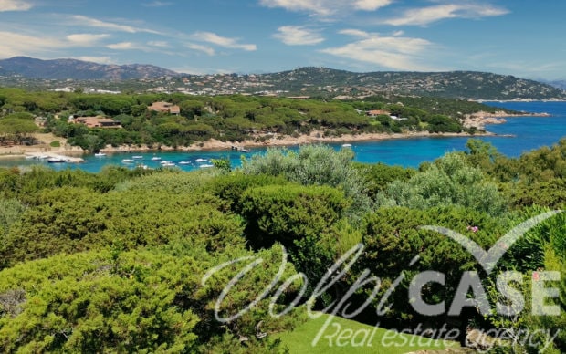 Villa di testa fronte mare