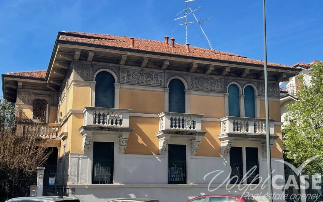 Bilocale con terrazzino e caminetto, in casa d’epoca, Maggiolina