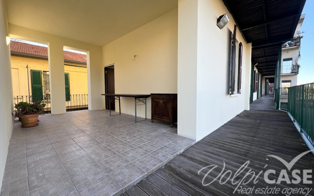 Bilocale ristrutturato con terrazzo – Zona Maggiolina