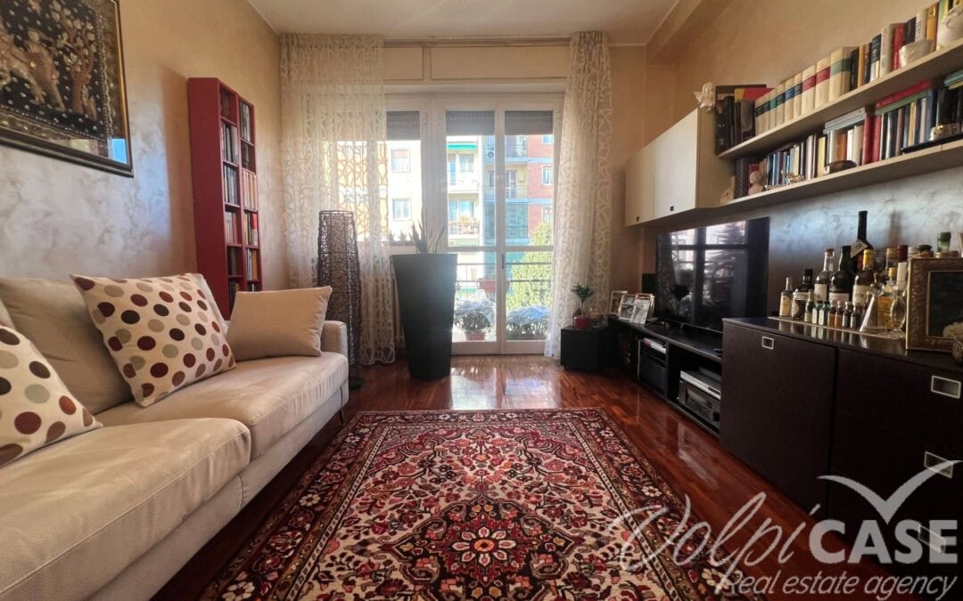 Bilocale con doppia esposizione e cucina abitabile